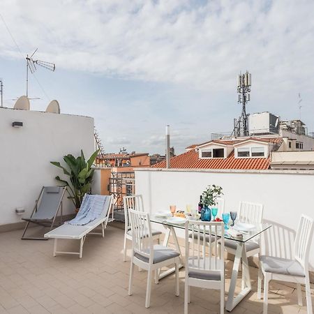 The Best Rent - Beautiful Apartment With Terrace Near Colosseo Rome Bagian luar foto