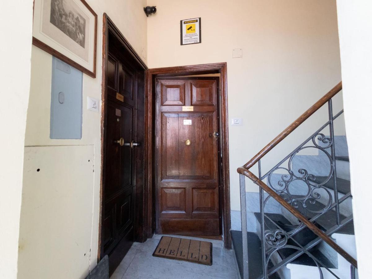 The Best Rent - Beautiful Apartment With Terrace Near Colosseo Rome Bagian luar foto